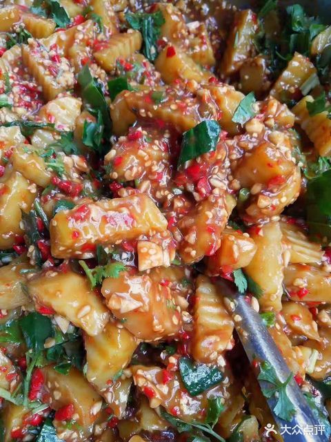 德宏小吃柠檬洋芋(柠檬洋芋是什么意思) 德宏小吃柠檬洋芋(柠檬洋芋是什么意思)