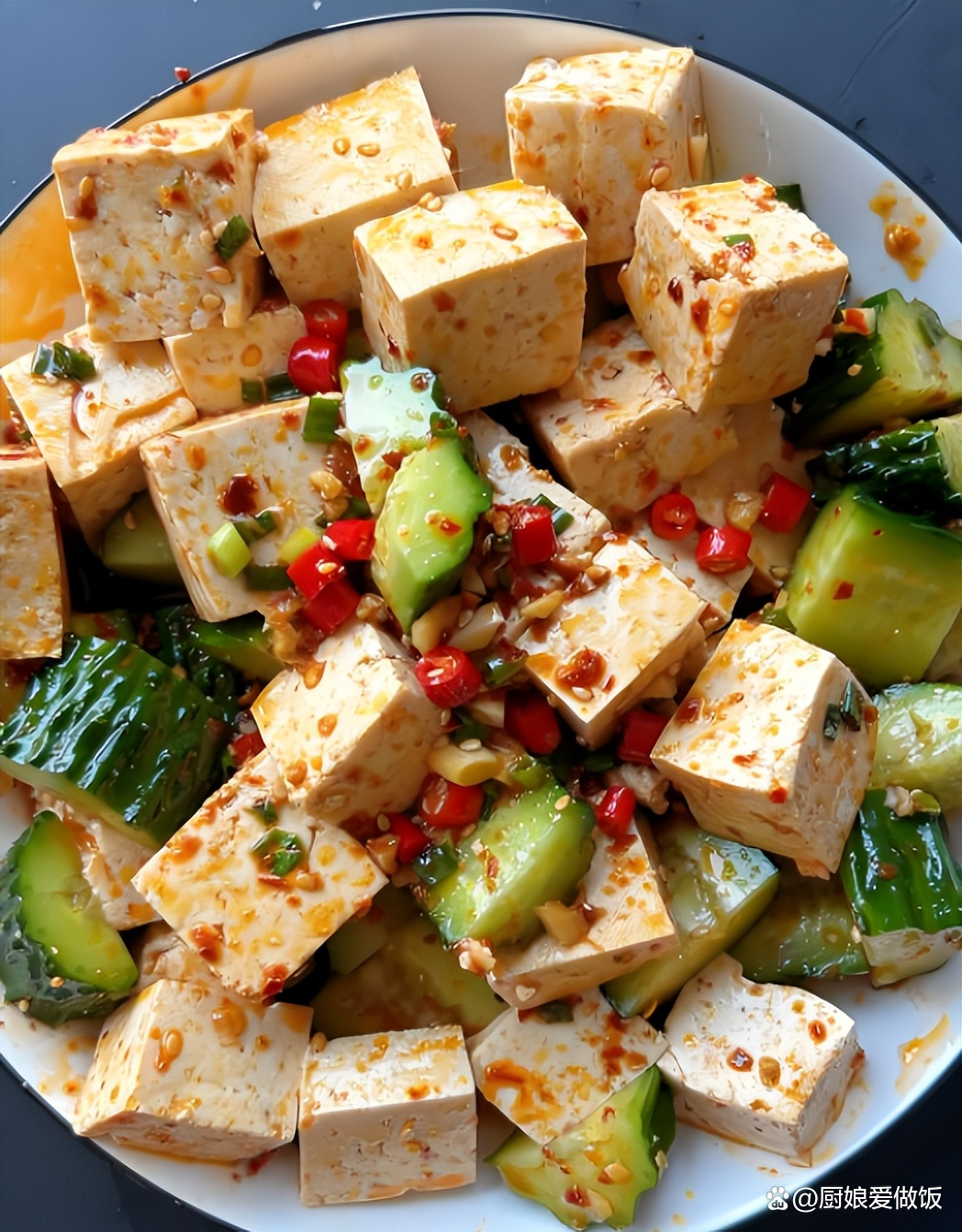 好吃易做的家常凉菜(二十道简单易做家常凉菜)