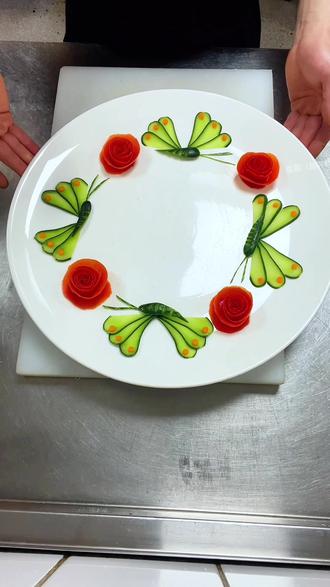 素菜盘怎么装饰(素菜摆盘简单 造型) 素菜盘怎么装饰(素菜摆盘简单 造型)