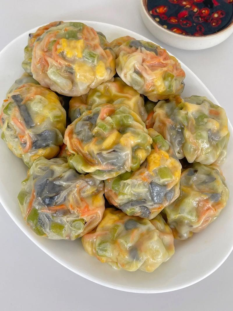 素菜馅大蒸饺子怎么做(素菜蒸饺的配菜方法) 素菜馅大蒸饺子怎么做(素菜蒸饺的配菜方法)