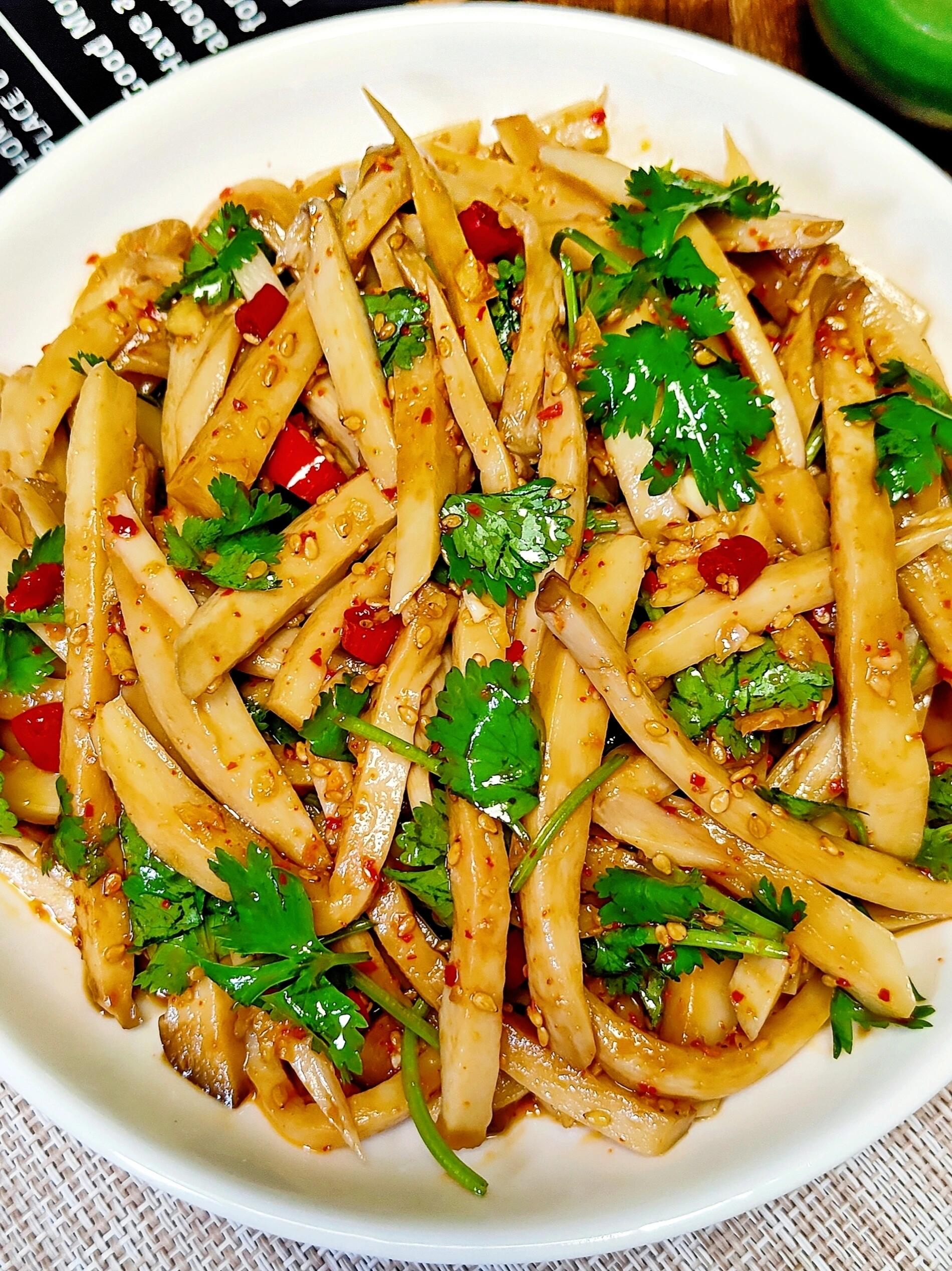 杏鲍菇怎么拌凉菜好吃(杏鲍菇 凉拌)