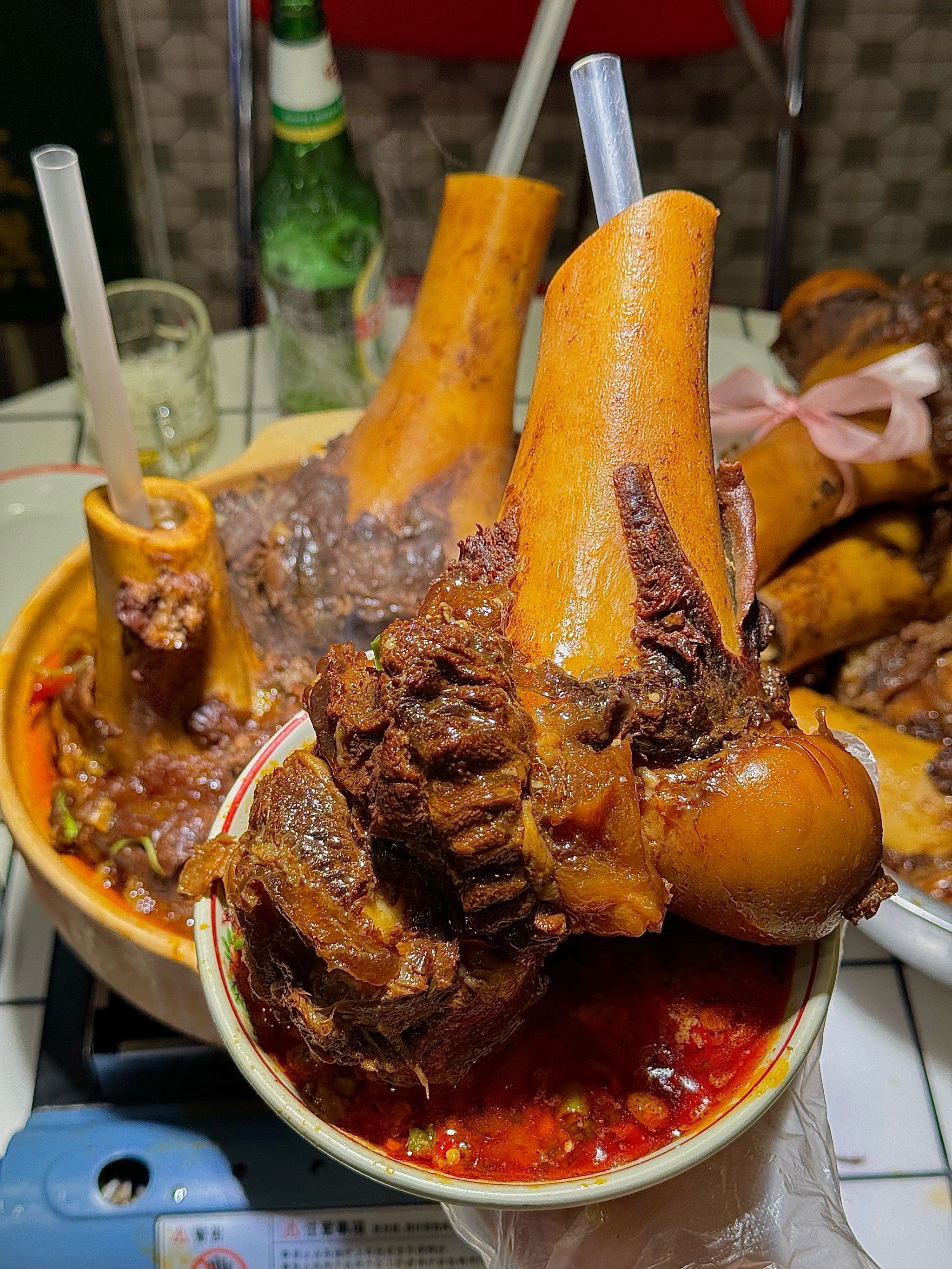 特色烤牛骨(烤牛骨头)