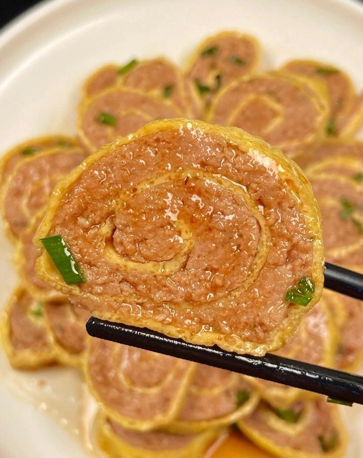 回族小吃蛋卷(回族人做花卷抹的是什么料) 回族小吃蛋卷(回族人做花卷抹的是什么料)