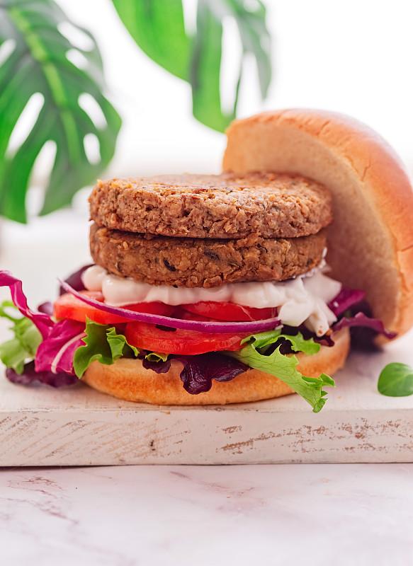 素菜汉堡(素菜汉堡怎么做) 素菜汉堡(素菜汉堡怎么做)