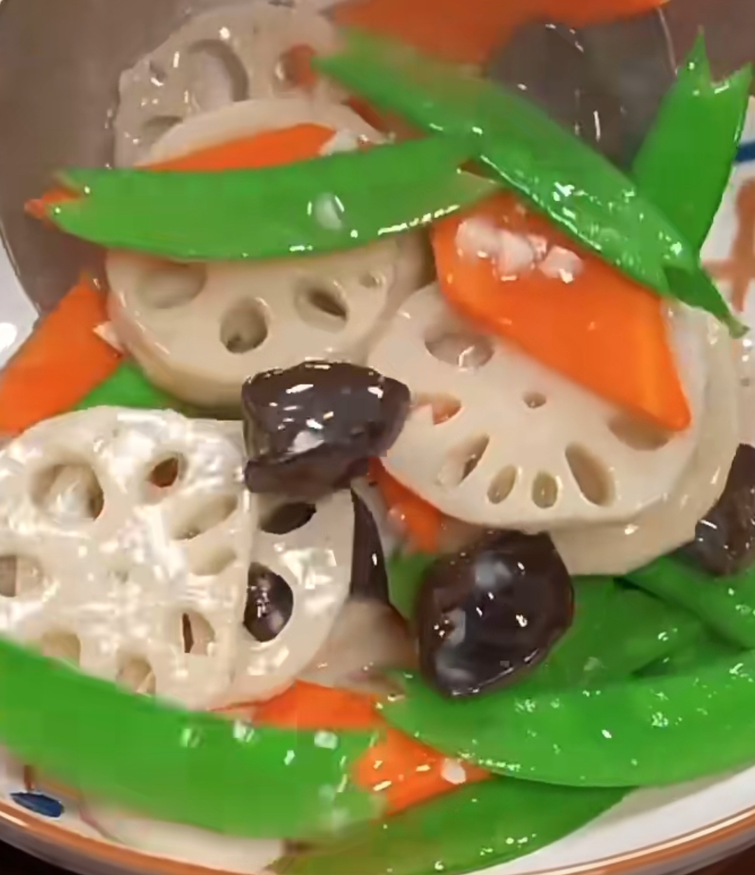 如何搭配素菜(素菜的搭配与做法大全) 如何搭配素菜(素菜的搭配与做法大全)