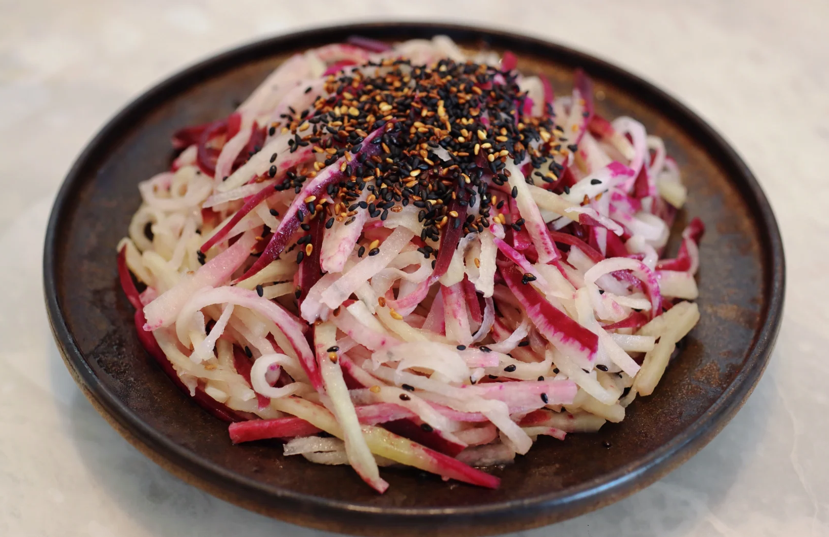 冬季凉菜萝卜丝(萝卜丝调凉菜) 冬季凉菜萝卜丝(萝卜丝调凉菜)