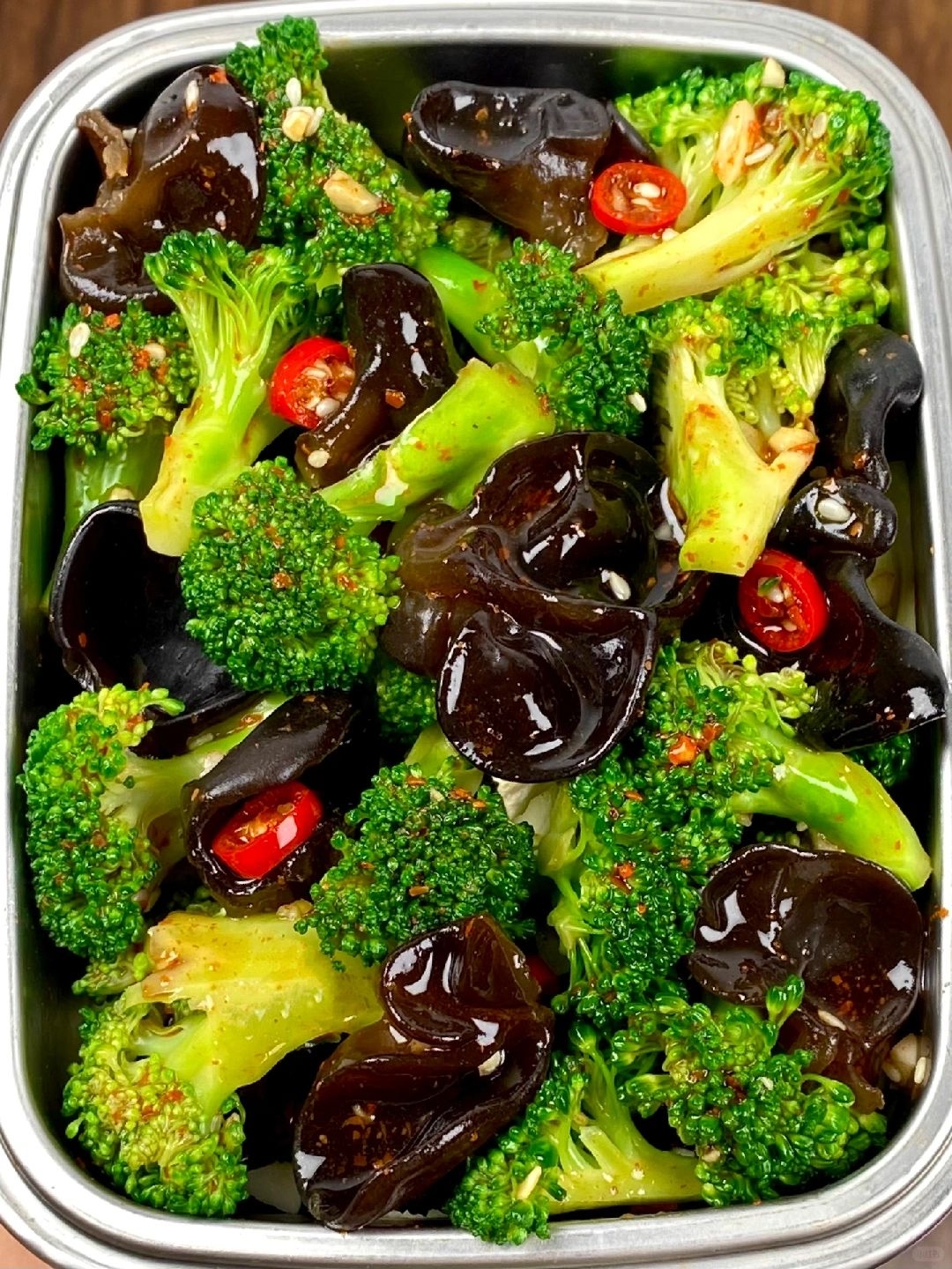 西兰花木耳凉菜凉菜(西兰花拌木耳怎么做好吃) 西兰花木耳凉菜凉菜(西兰花拌木耳怎么做好吃)