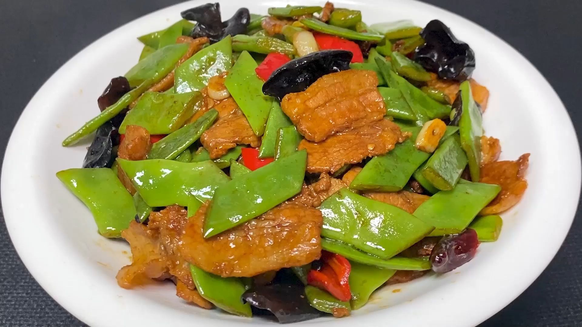 肉炒芸豆的家常做法(肉片炒芸豆的做法)