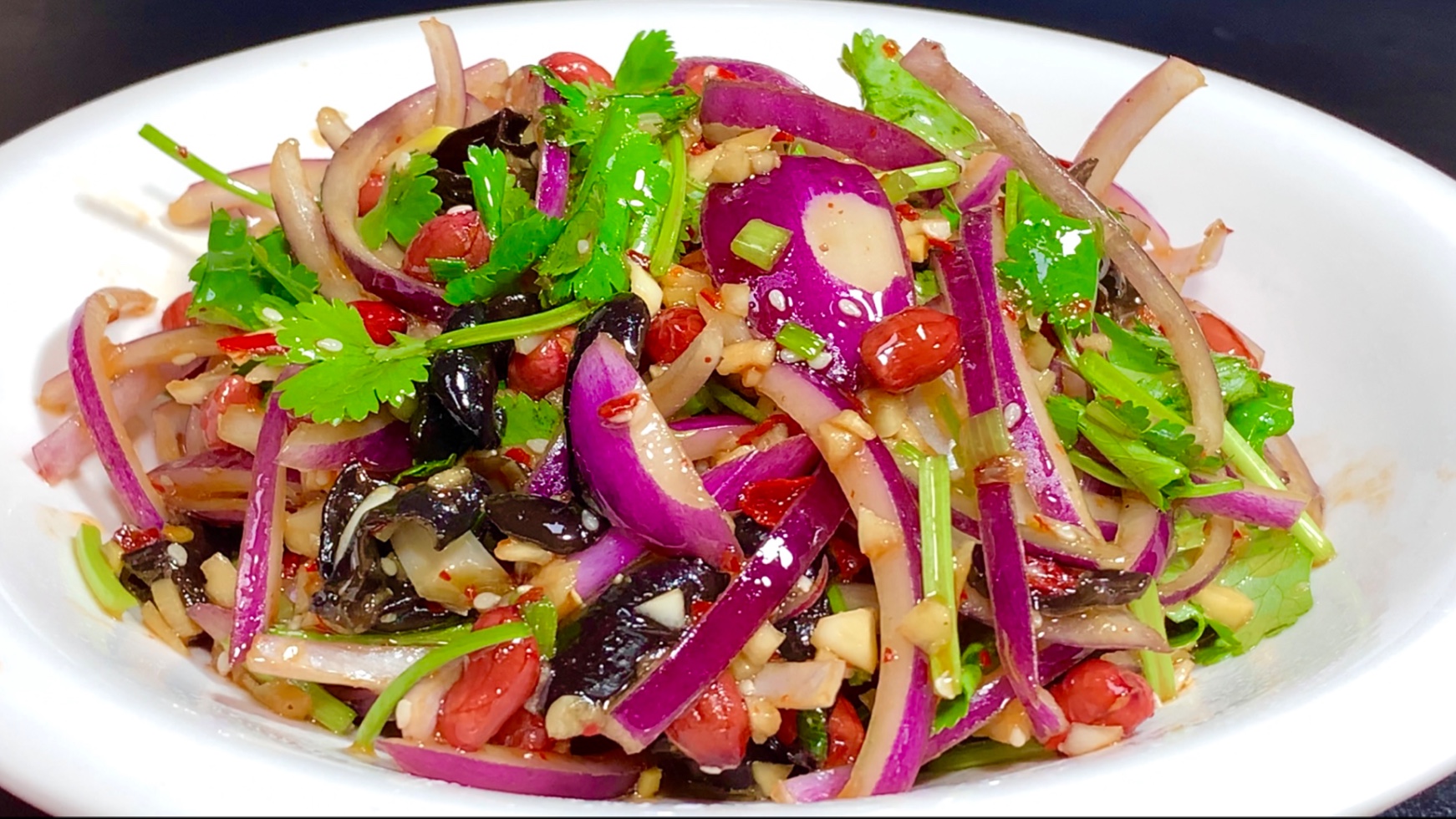 凉菜木耳洋葱(凉菜木耳洋葱怎么炒) 凉菜木耳洋葱(凉菜木耳洋葱怎么炒)