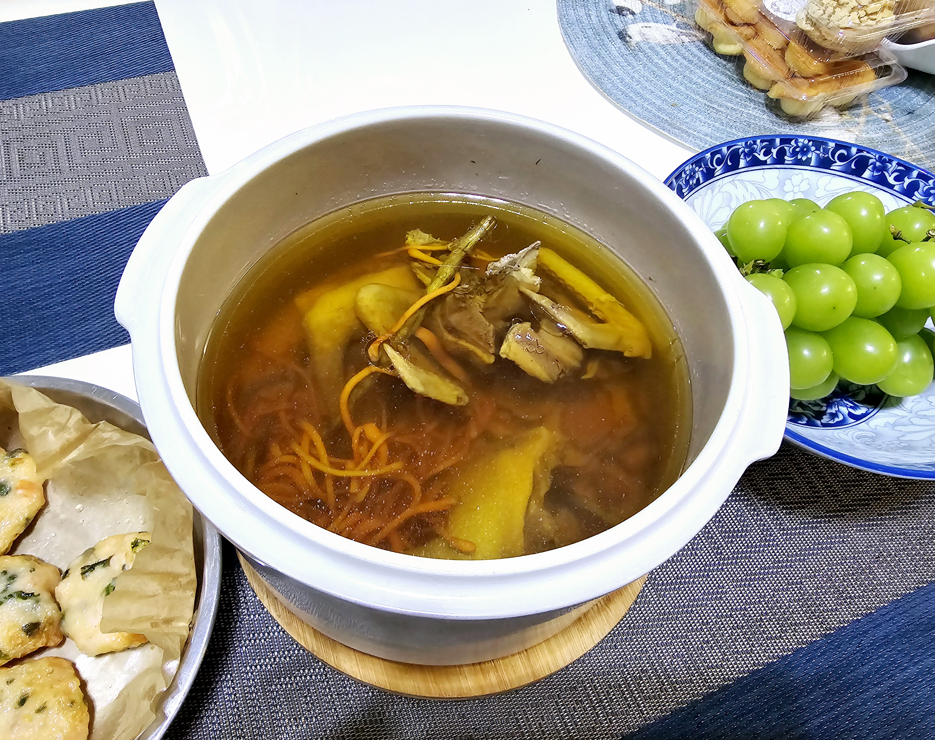 调凉菜的高汤(调凉菜的汤汁怎么调) 调凉菜的高汤(调凉菜的汤汁怎么调)