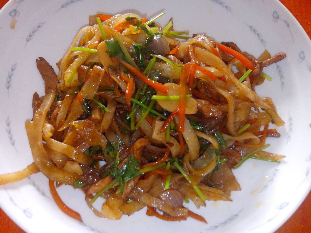 炒饼做什么凉菜(炒饼凉了怎么热一下)