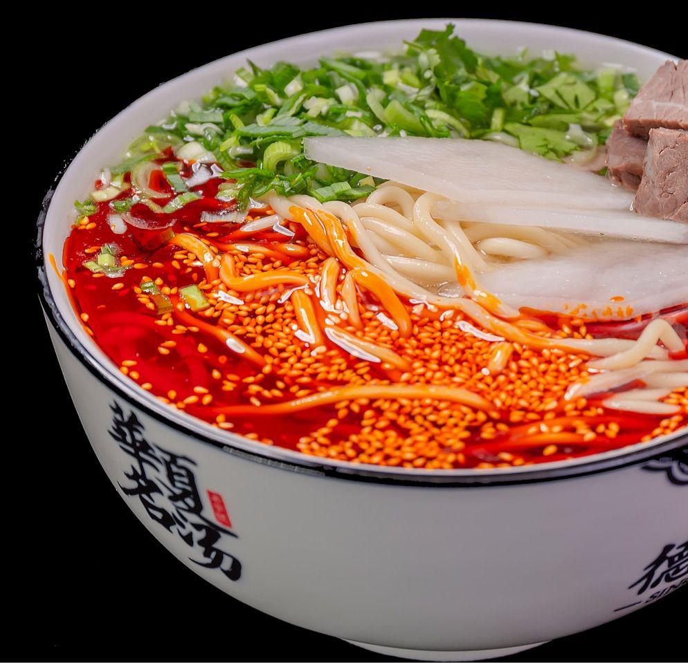 特色小吃牛肉面(特产牛肉面)