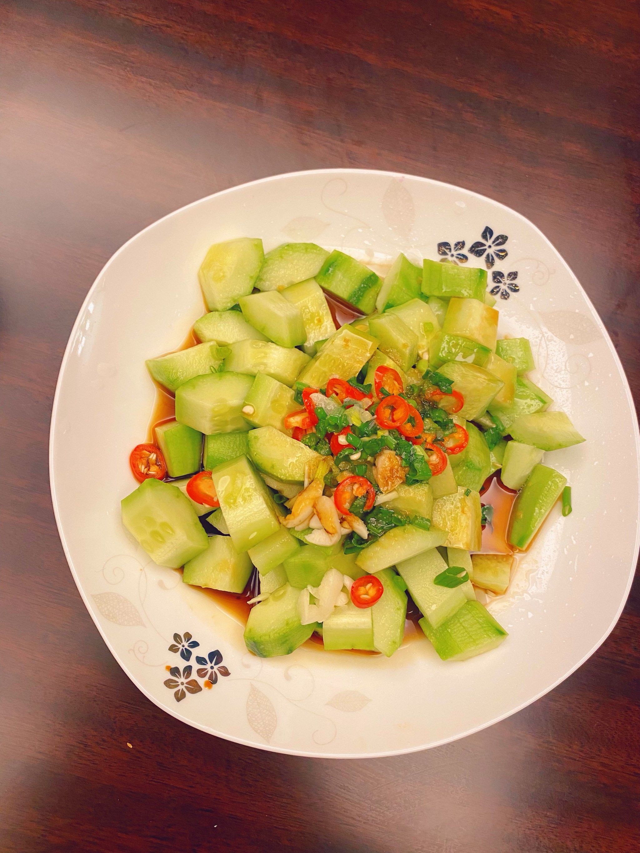 巧做凉菜防疾病(凉菜做什么) 巧做凉菜防疾病(凉菜做什么)