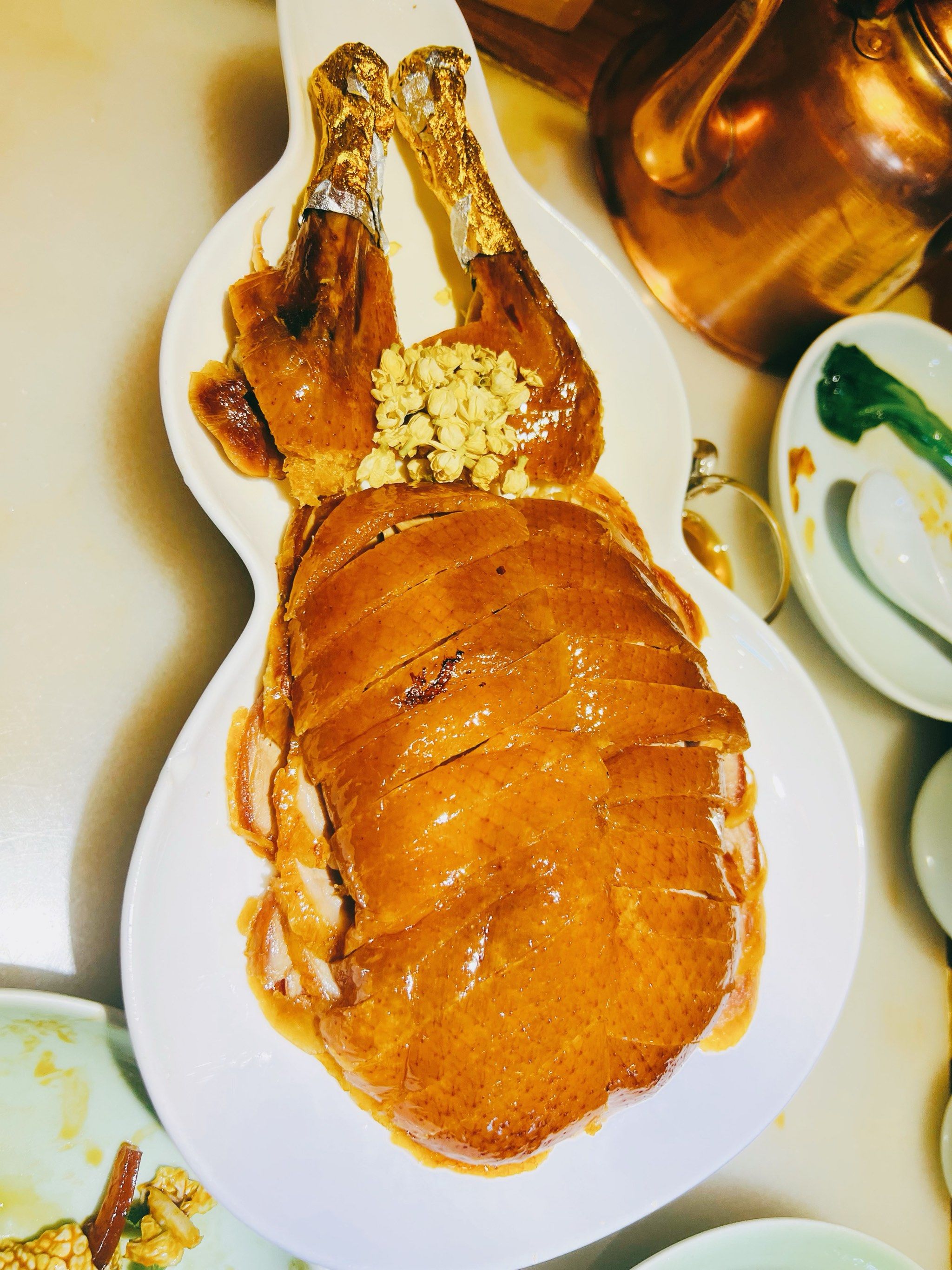 特色烤鸭做法(正宗烤鸭的做法)