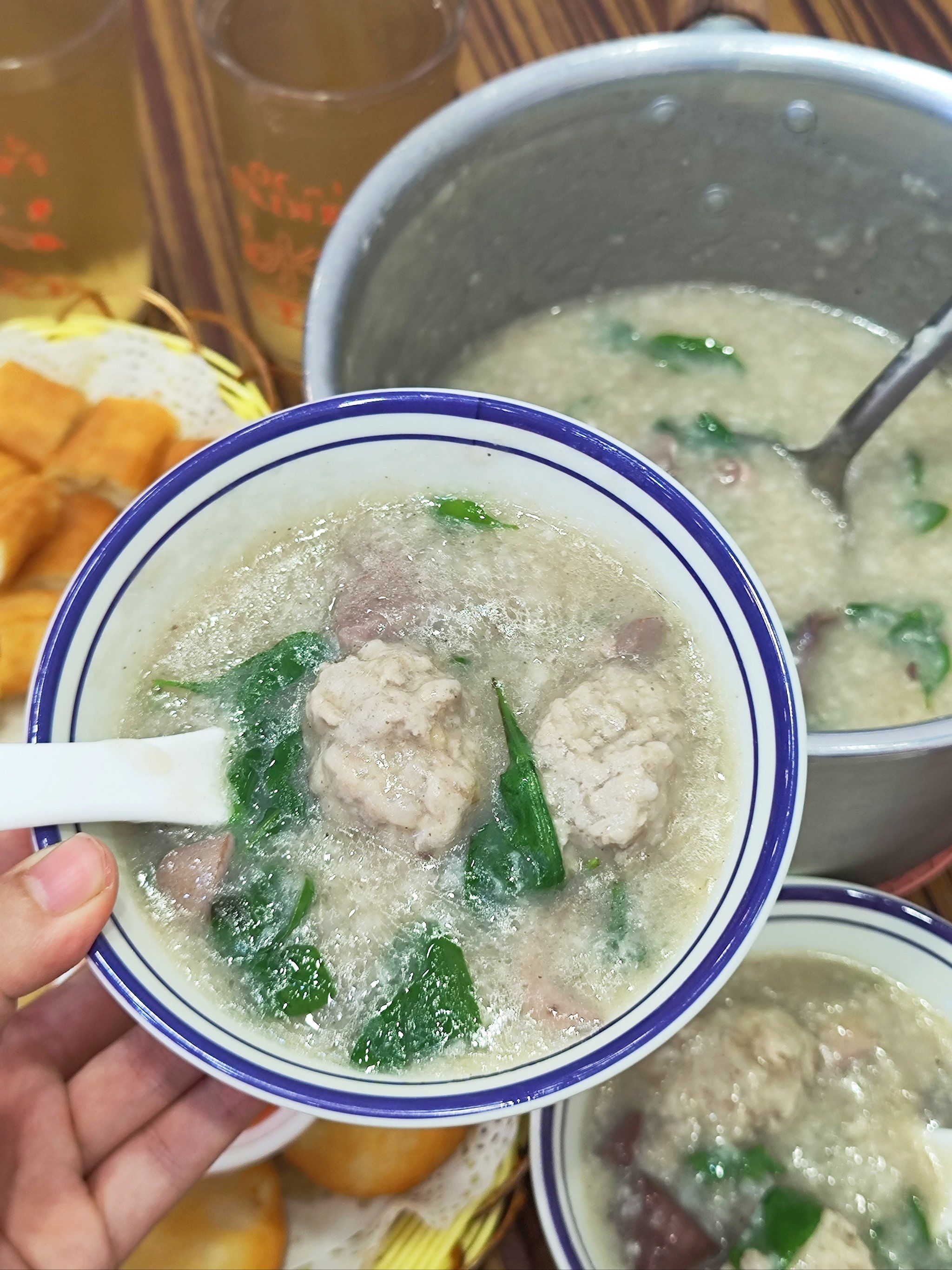 潮汕早餐吃粥(潮汕地区的粥) 潮汕早餐吃粥(潮汕地区的粥)