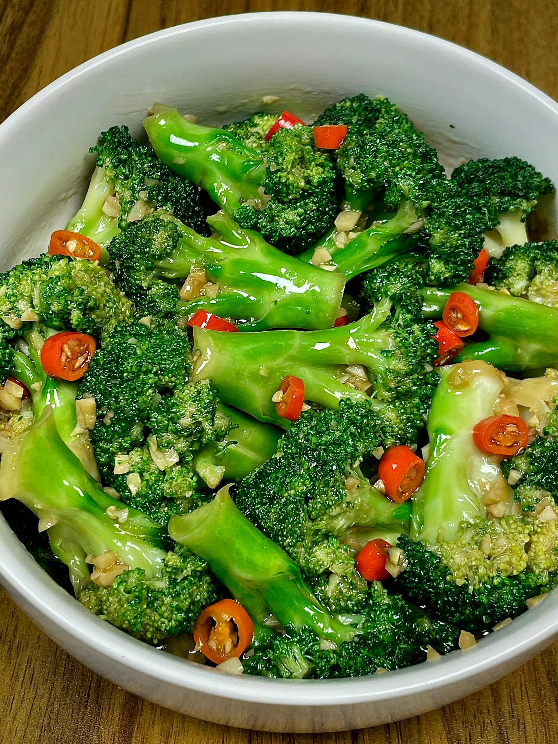 绿叶拌凉菜(凉拌的绿叶菜)