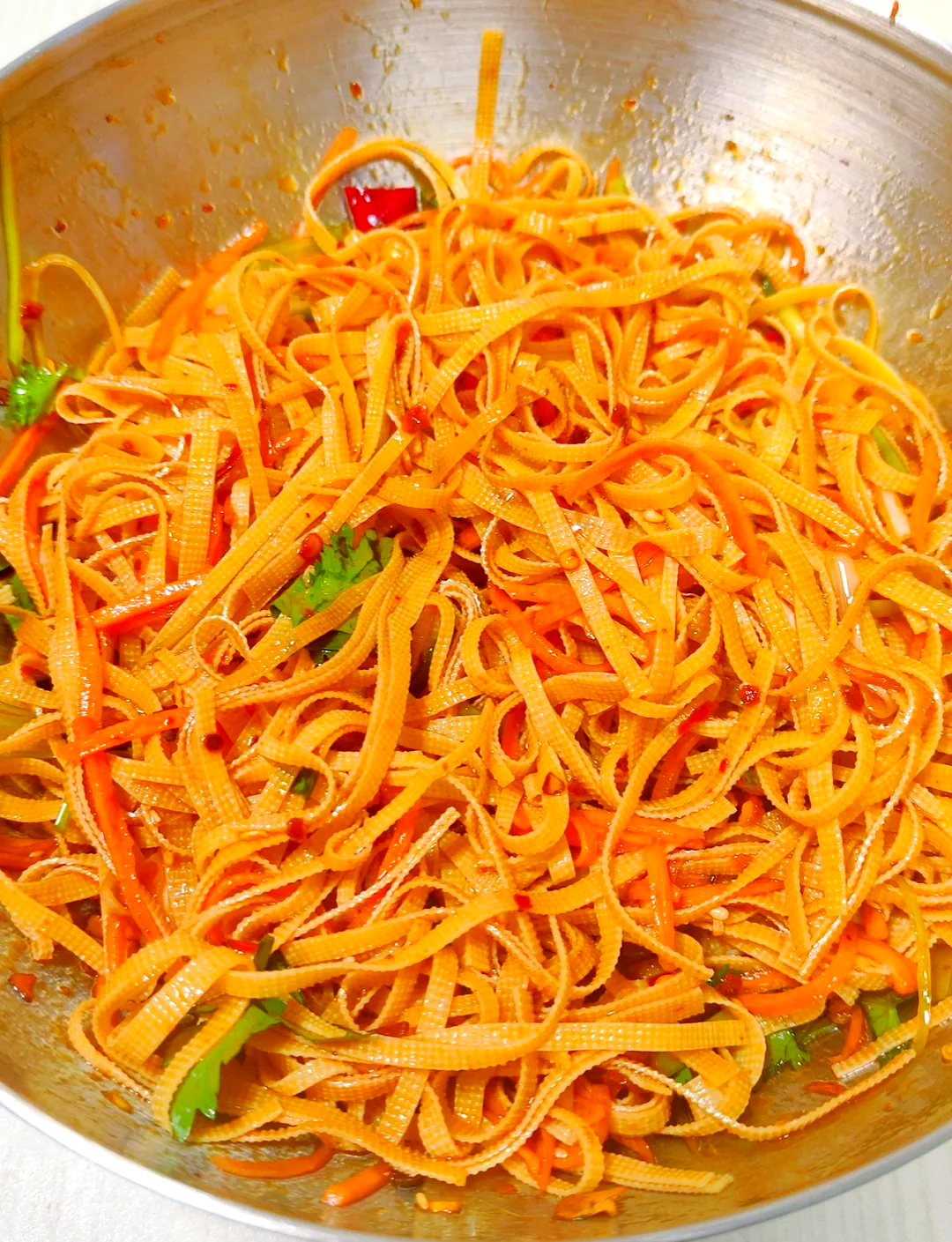 凉拌素菜豆腐丝(饭店凉拌豆腐丝怎么做才好吃窍门)