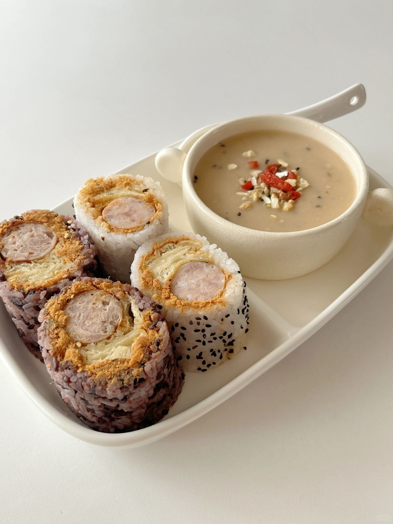 湖州栥米饭早餐(湖州好吃的早饭)