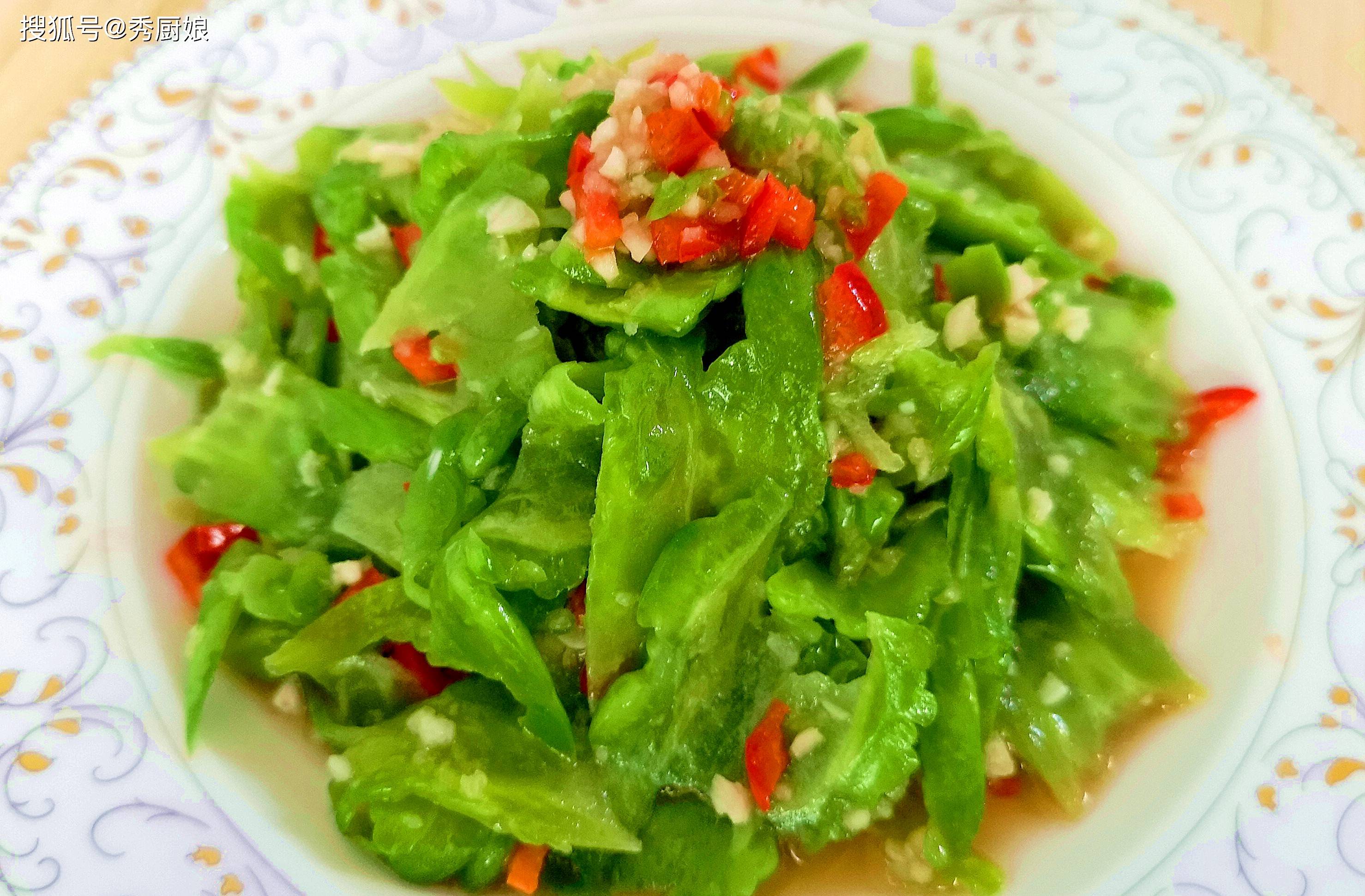 苦瓜咋拌凉菜呀(苦瓜咋拌凉菜呀好吃)