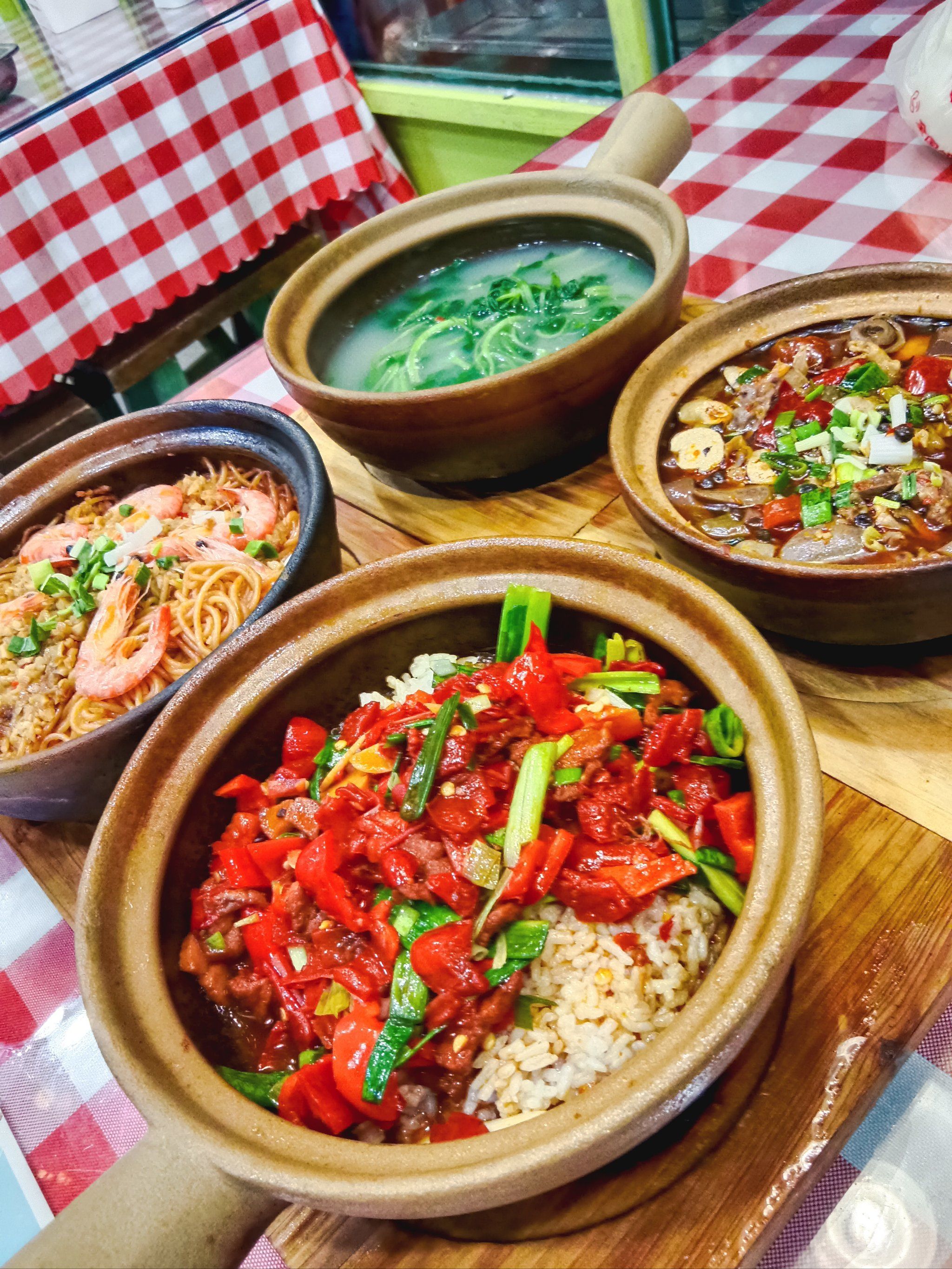 砂锅特色(特色砂锅制作大全)