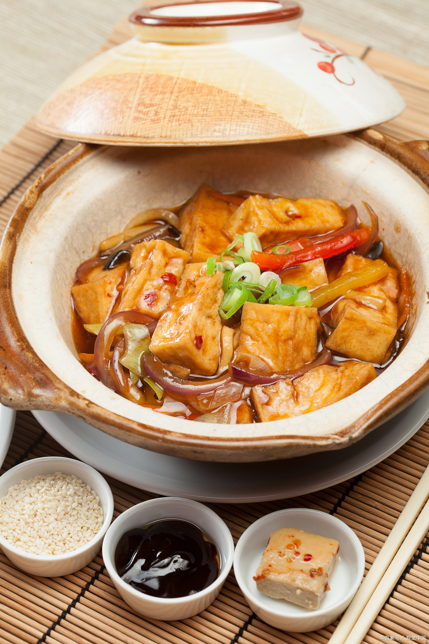 锅烧豆腐的特色(锅烧豆腐的特色有哪些) 锅烧豆腐的特色(锅烧豆腐的特色有哪些)