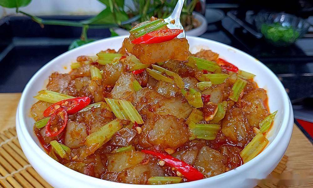 炒凉粉小吃培训(炒凉粉加盟哪家好吃) 炒凉粉小吃培训(炒凉粉加盟哪家好吃)