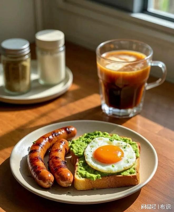 高大上早餐图(高大上早餐图片实拍) 高大上早餐图(高大上早餐图片实拍)