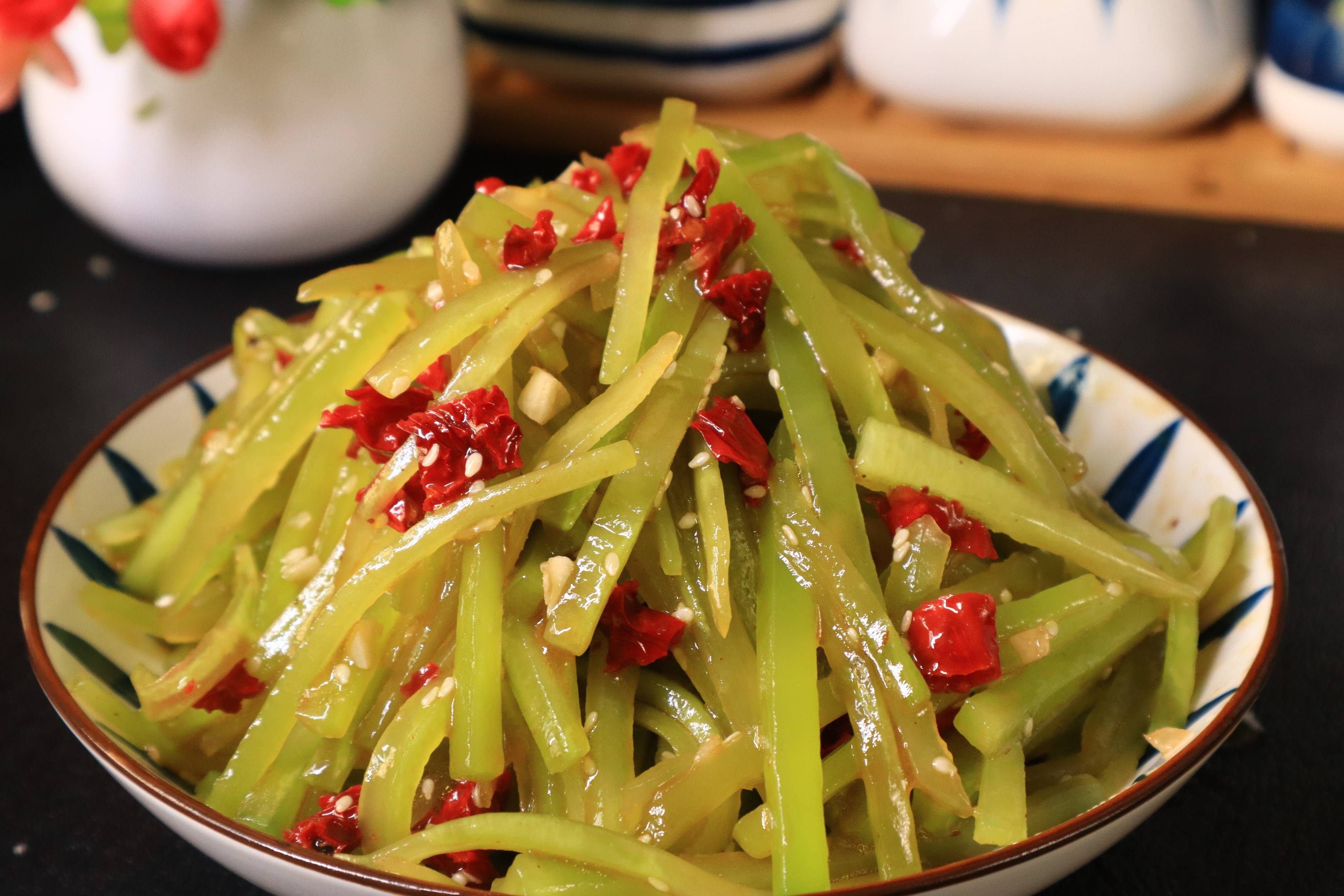 夏天最火爆的凉菜(夏天最受欢迎的凉菜) 夏天最火爆的凉菜(夏天最受欢迎的凉菜)