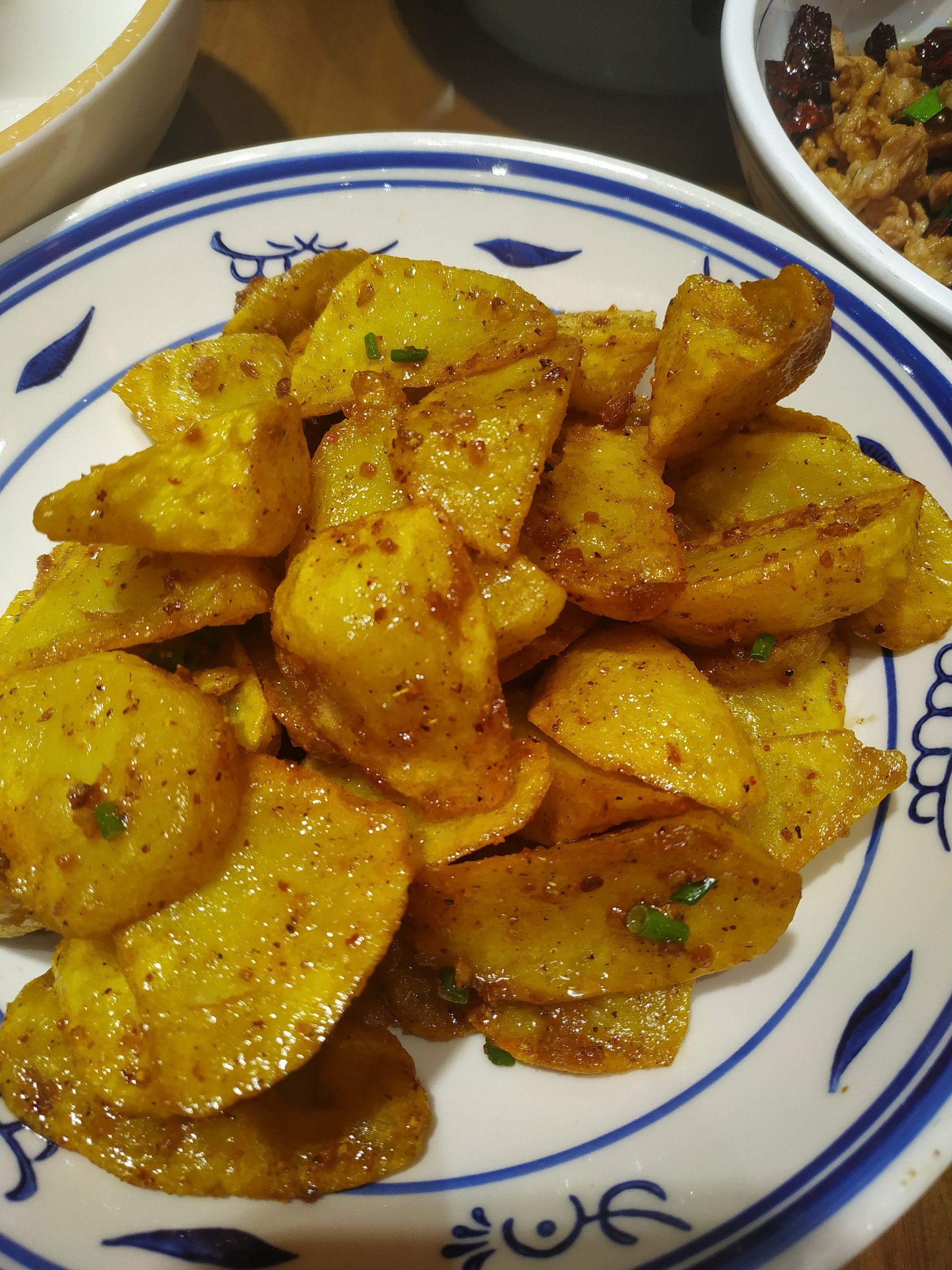 小吃炸洋芋(最好吃的炸洋芋配方) 小吃炸洋芋(最好吃的炸洋芋配方)