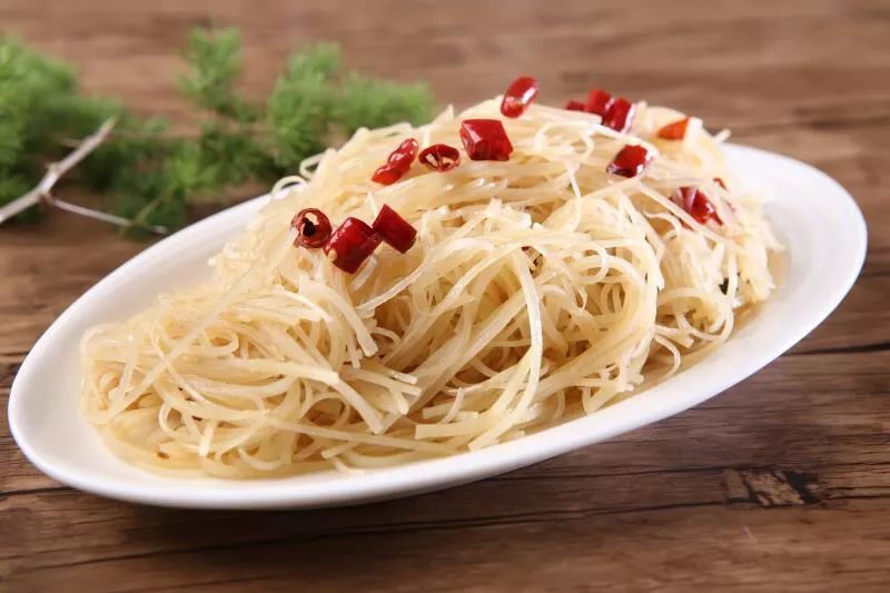 小豆芽粉条凉菜(小豆芽拌粉丝怎么做) 小豆芽粉条凉菜(小豆芽拌粉丝怎么做)