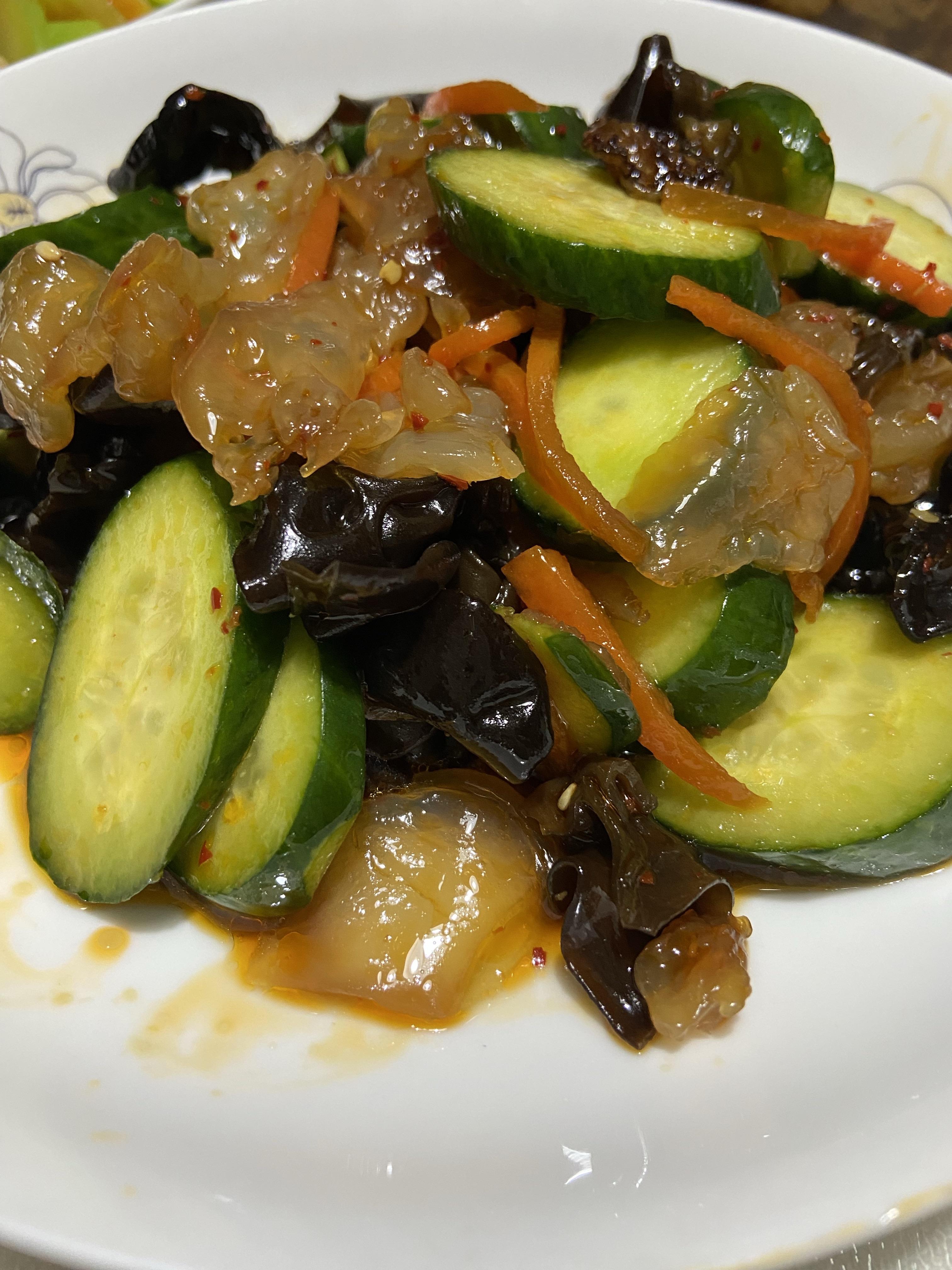 波菜拌凉菜(凉拌波菜有什么功效) 波菜拌凉菜(凉拌波菜有什么功效)