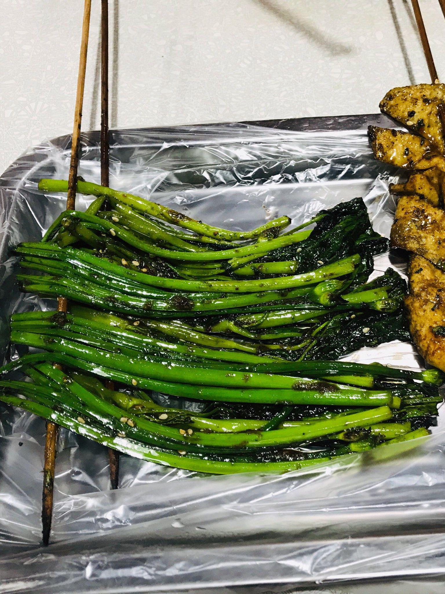 孕妇吃烧烤素菜(孕妇吃素烧烤对胎儿有影响吗) 孕妇吃烧烤素菜(孕妇吃素烧烤对胎儿有影响吗)