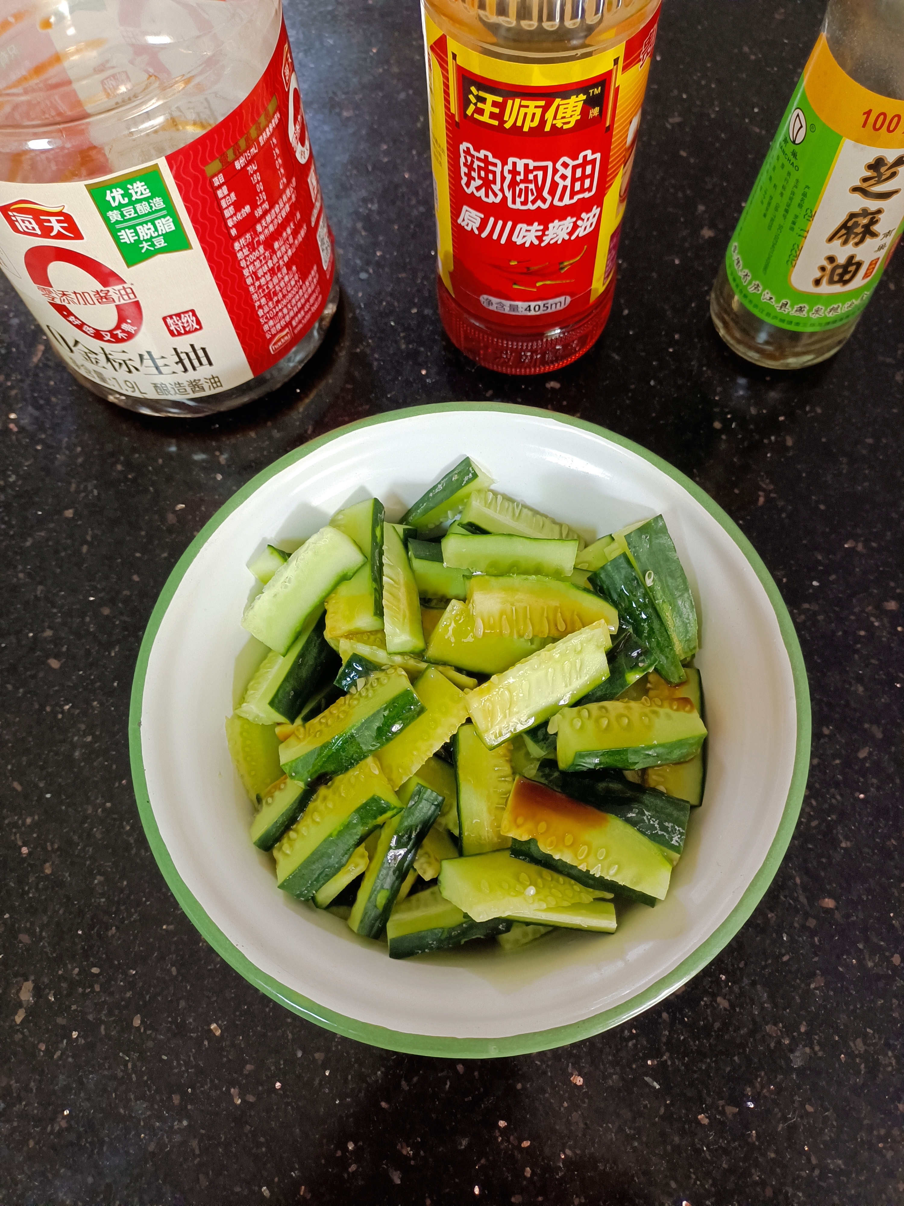 凉菜油黄瓜腌法(油黄瓜咸菜怎么腌) 凉菜油黄瓜腌法(油黄瓜咸菜怎么腌)