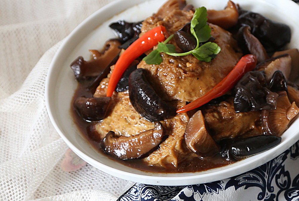 烧鸡放什么素菜(烧鸡放什么素菜好吃) 烧鸡放什么素菜(烧鸡放什么素菜好吃)