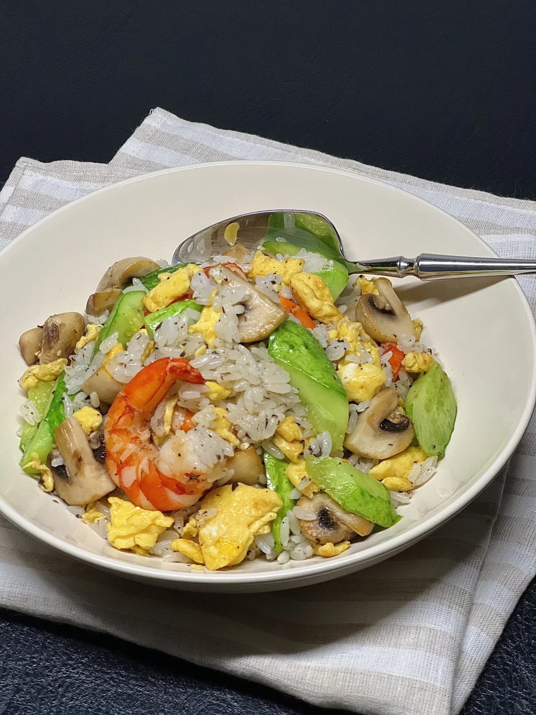 早餐吃炒饭好吗长期(早上吃炒饭影响减肥吗) 早餐吃炒饭好吗长期(早上吃炒饭影响减肥吗)