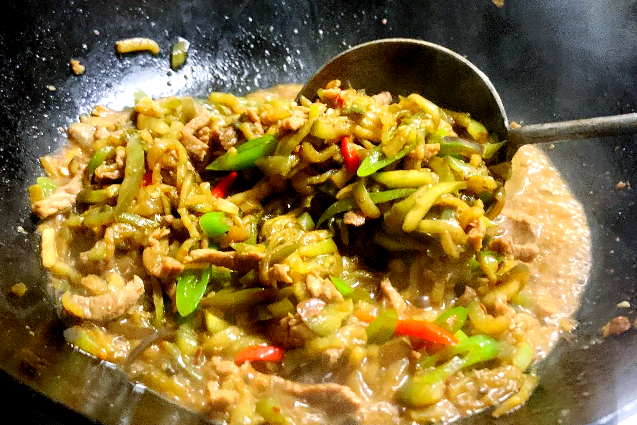 素菜茄子怎么做视频(素菜茄子的做法大全窍门) 素菜茄子怎么做视频(素菜茄子的做法大全窍门)