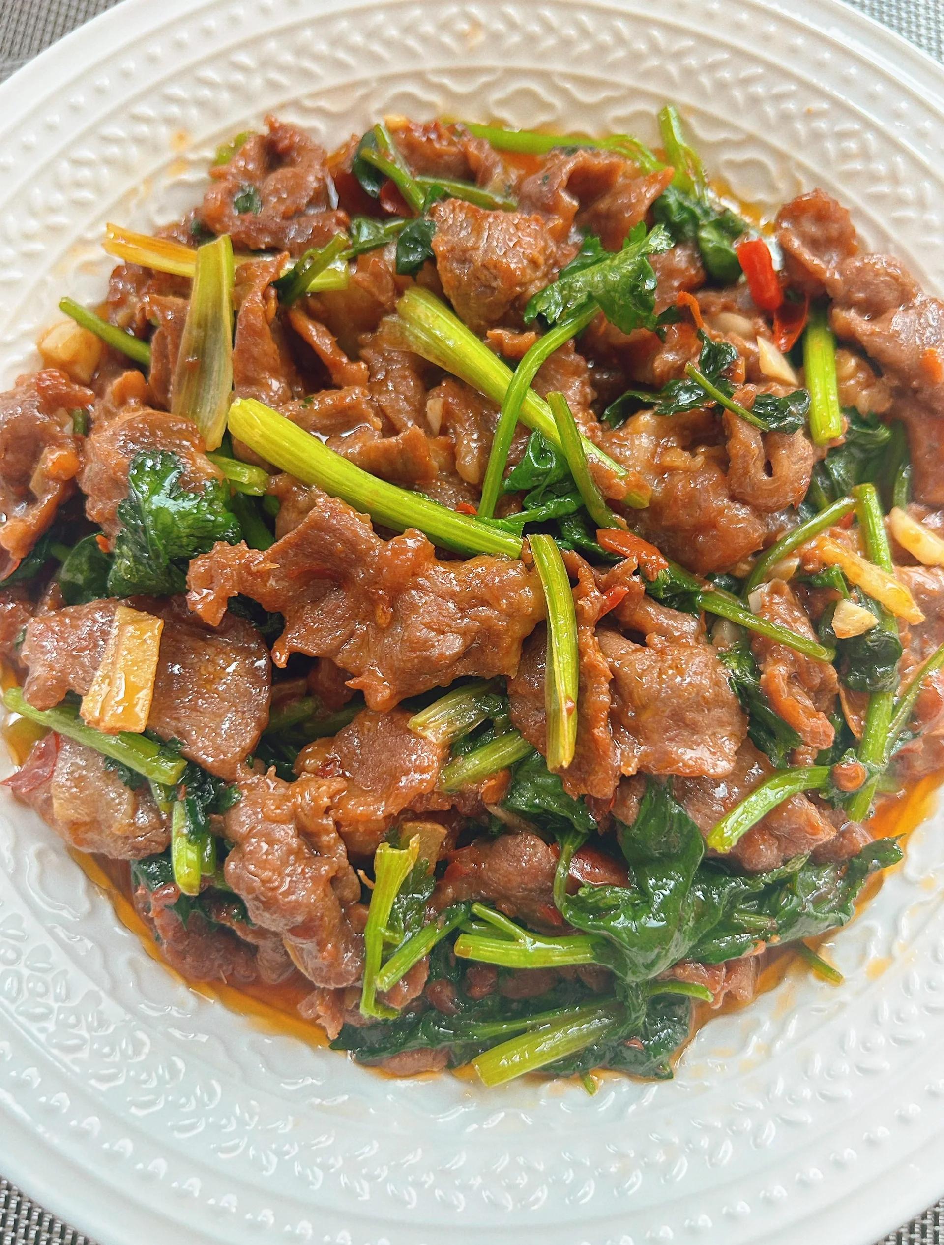 炒嫩牛肉的做法大全家常(嫩牛肉炒什么好吃) 炒嫩牛肉的做法大全家常(嫩牛肉炒什么好吃)