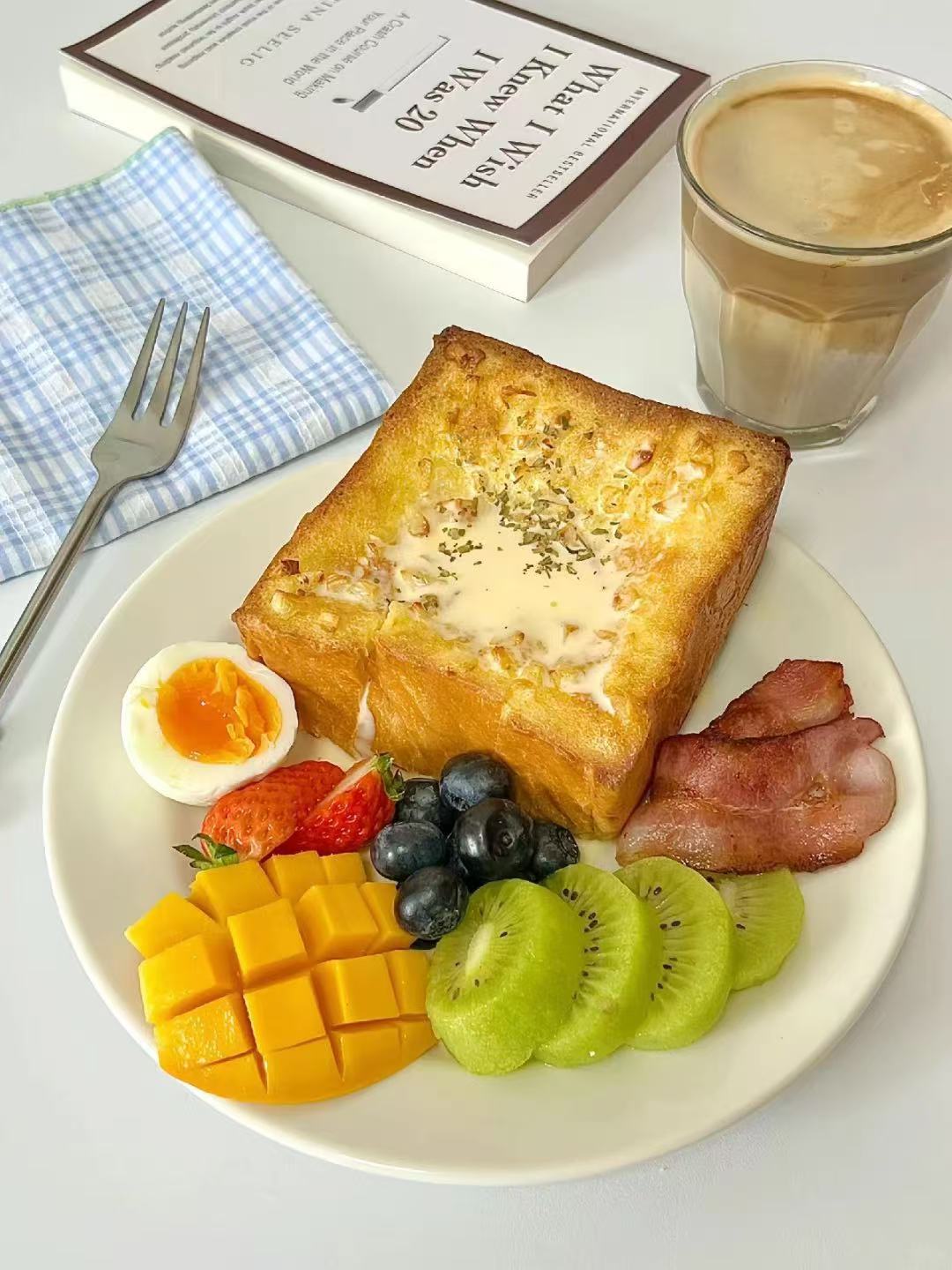 牛奶面包早餐图片(牛奶面包早餐图片高清) 牛奶面包早餐图片(牛奶面包早餐图片高清)