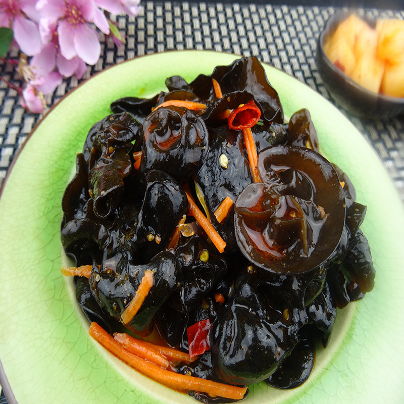 木耳素菜包(木耳加哪些菜包包子好吃)