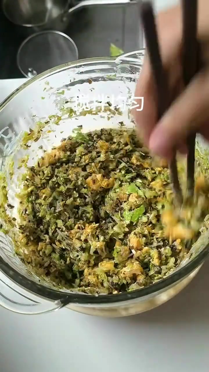 木耳素菜包(木耳加哪些菜包包子好吃)