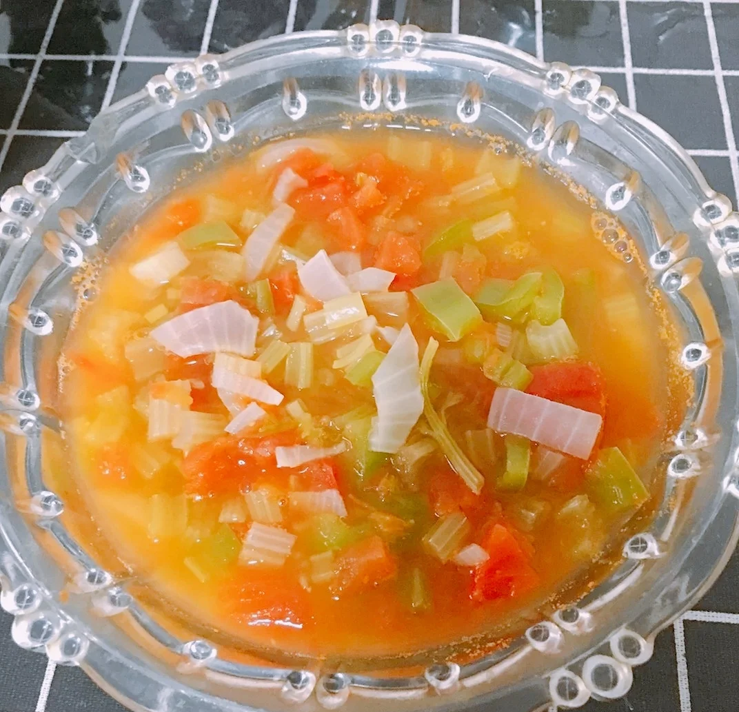 素菜汤底如何(素菜汤放什么调料) 素菜汤底如何(素菜汤放什么调料)