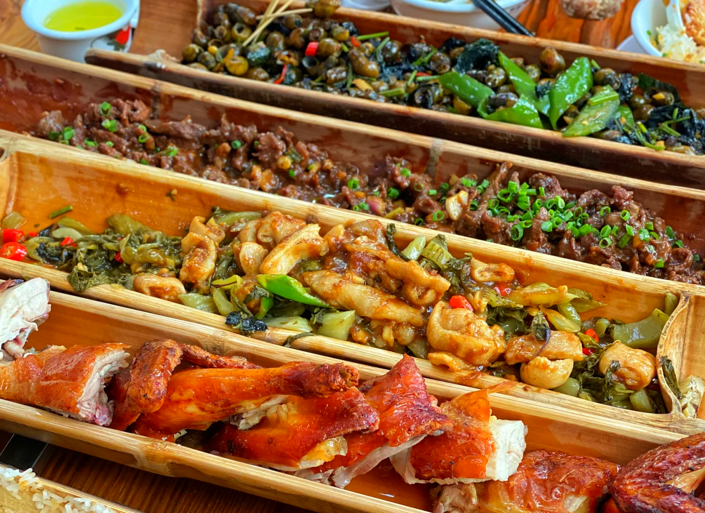 电饭煲特色竹筒饭(电饭煲怎么做竹筒饭) 电饭煲特色竹筒饭(电饭煲怎么做竹筒饭)