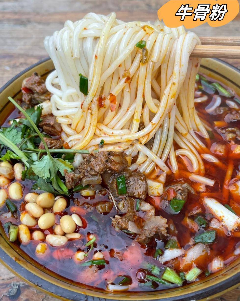 鹰潭有什么特色餐馆(鹰潭比较出名的吃的)