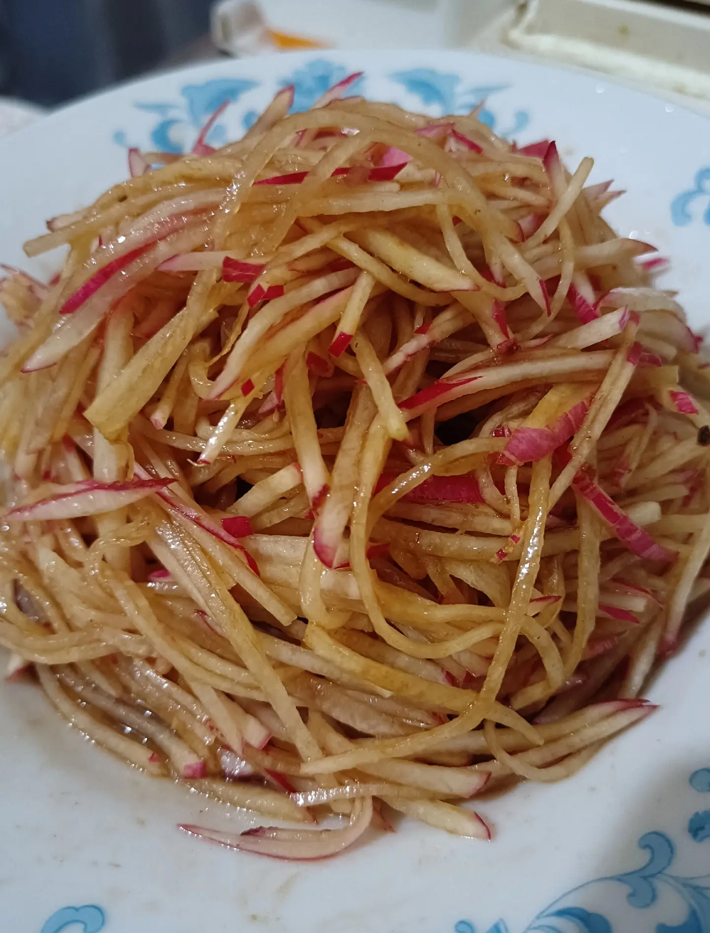 新疆萝卜丝凉菜(萝卜丝凉菜怎么做) 新疆萝卜丝凉菜(萝卜丝凉菜怎么做)