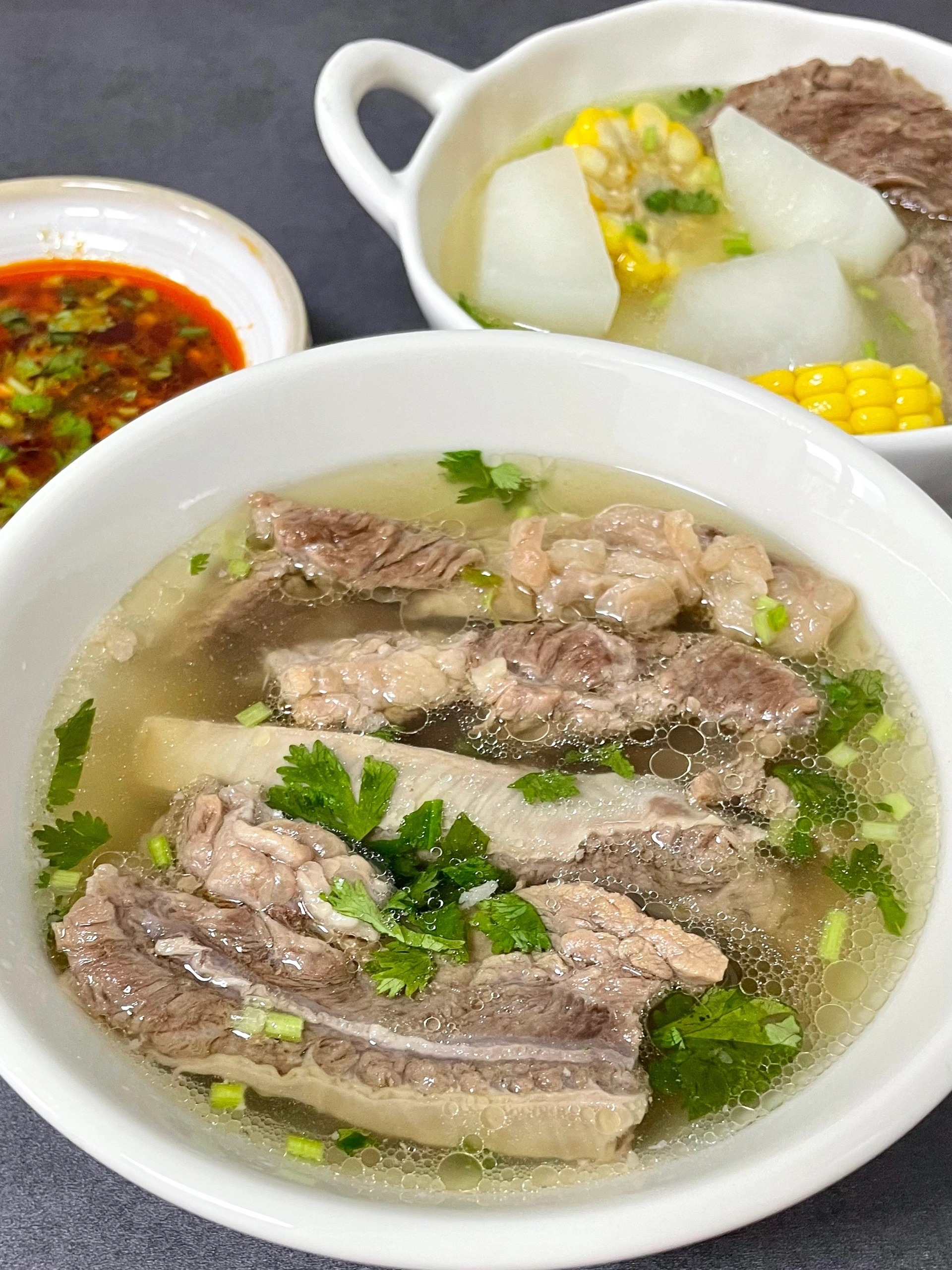 家常炖牛脊骨的做法(炖牛脊骨的做法最正宗的做法)