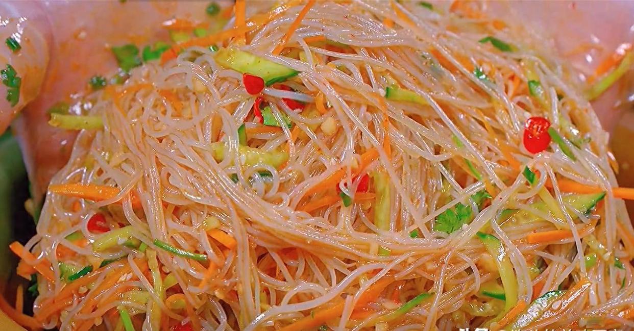 河北小吃凉拌粉丝(河北小吃凉拌粉丝的做法)