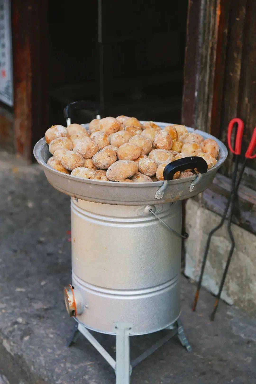 鸣鹤古镇的小吃(鸣鹤古镇小吃图片)