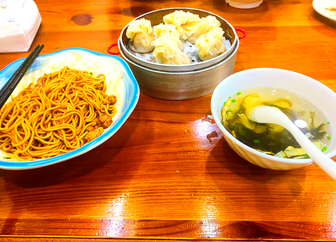 在上海一般吃什么早餐(在上海一般吃什么早餐好)