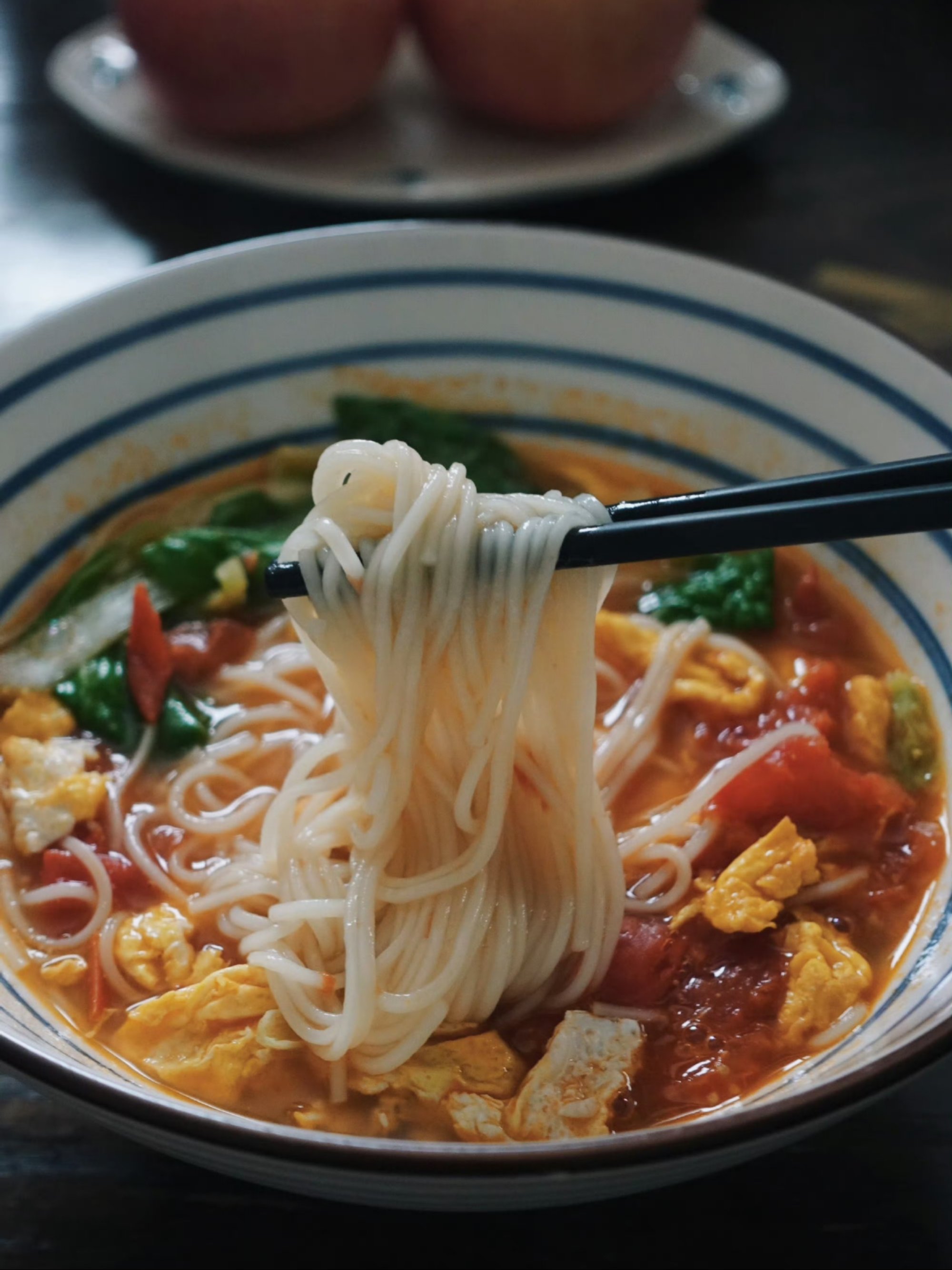 西红柿鸡蛋早餐(早上鸡蛋西红柿) 西红柿鸡蛋早餐(早上鸡蛋西红柿)