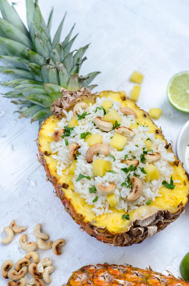 泰国菠萝饭的特色(泰国菠萝饭的特色有哪些) 泰国菠萝饭的特色(泰国菠萝饭的特色有哪些)